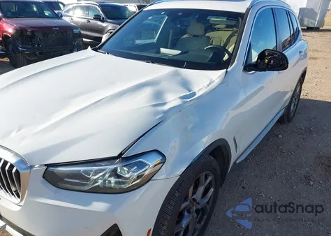 2022 BMW X3 xDrive30I z USA, uszkodzony, nr VIN 5UX53DP05N9J36491